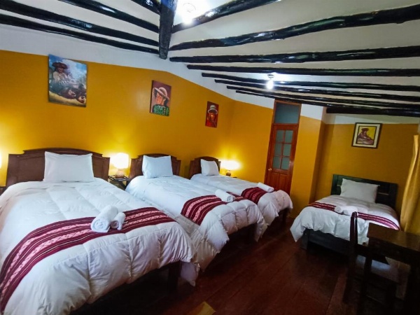 Wayras Hostal image 26